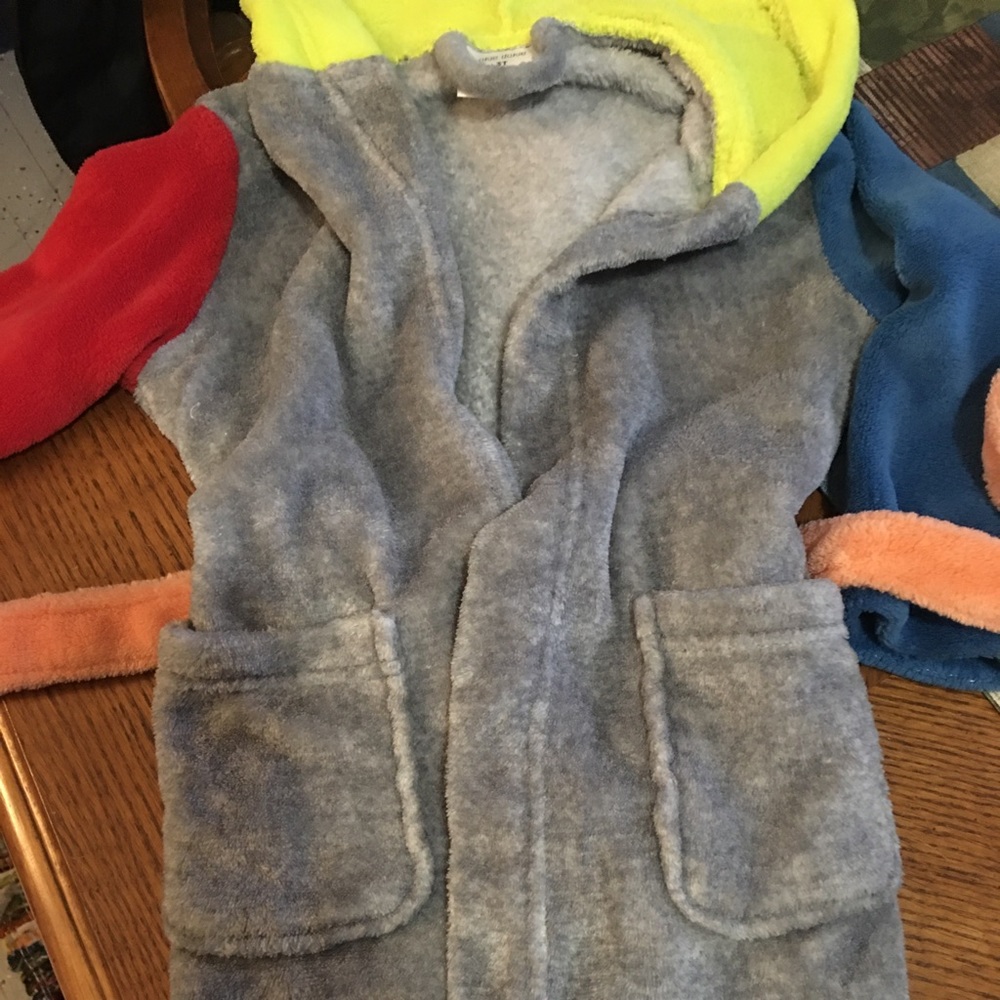Toddler Robe - Picture 3 of 3
